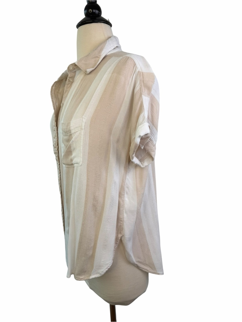 American Eagle Top Beige Stripe Button-Front short sleeve blouse Small - Picture 3 of 12